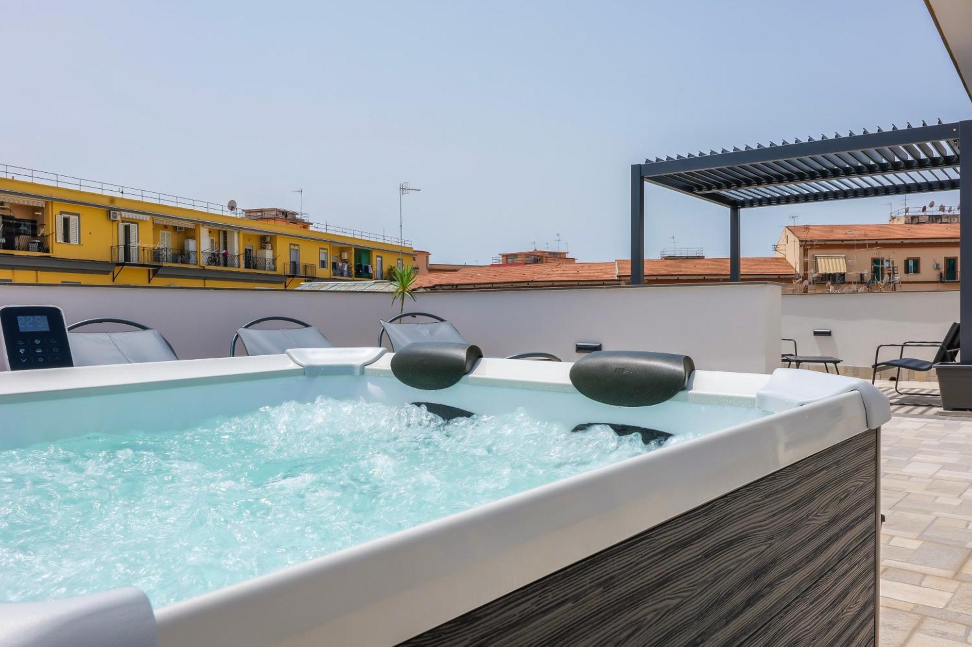 Rooftop Parthenopeo Contemporary Rooms Наполи Екстериор снимка