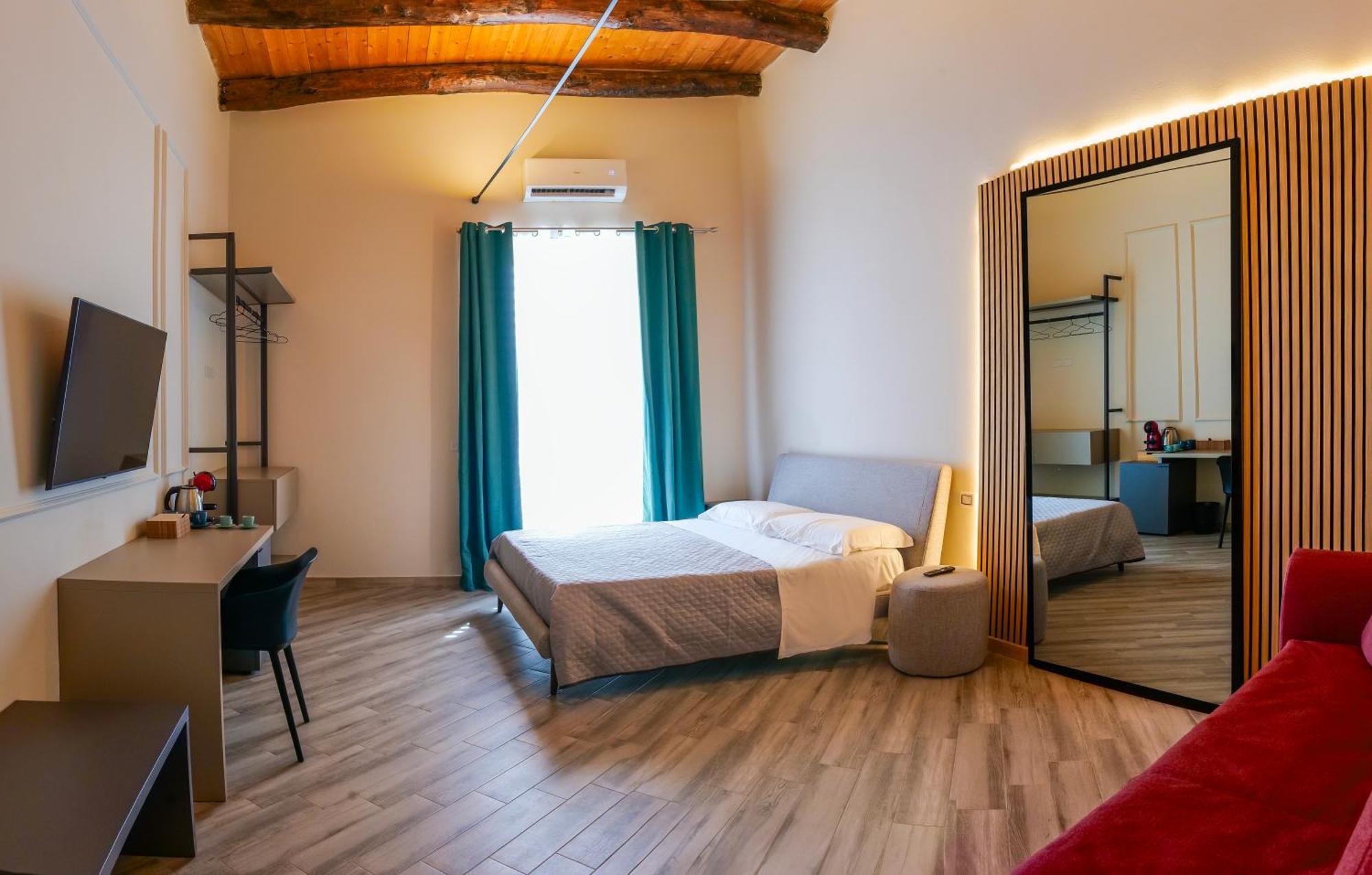 Rooftop Parthenopeo Contemporary Rooms Наполи Екстериор снимка